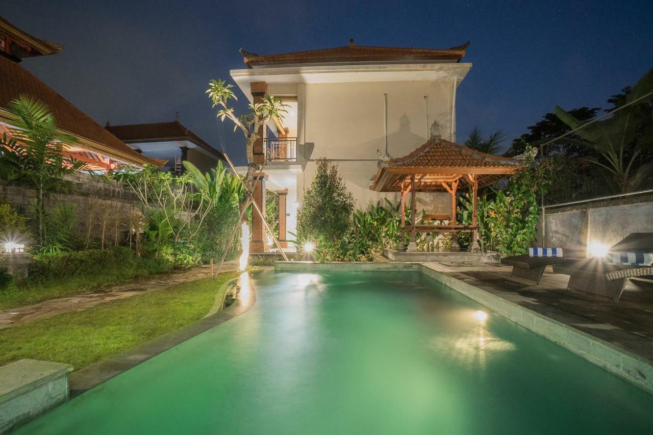 Sriwedari 40 Ubud Bagian luar foto